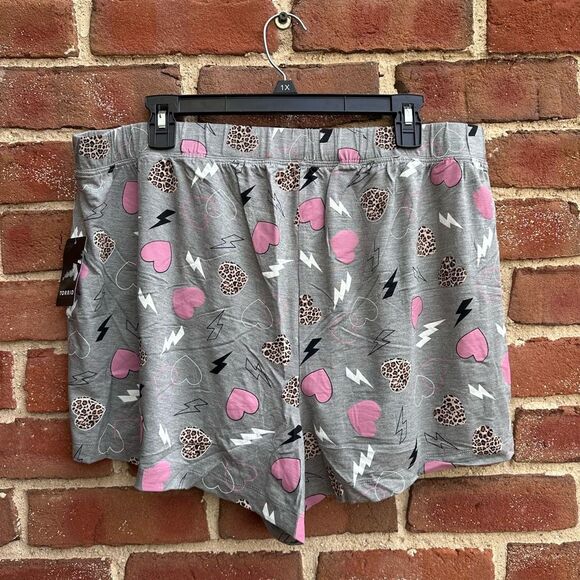 TORRID Super Soft Sleep Shorts Grey Hearts Bolts Print Size 5X NWT - Picture 5 of 5